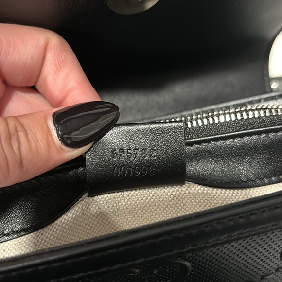 Gucci Embossed Messenger Bag - Picture 9 of 10